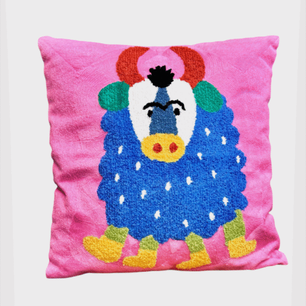 Square Throw Pillow cow
