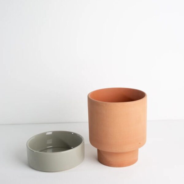 GARCIA
Grace Planter Medium - Rose Terracotta & Sage
