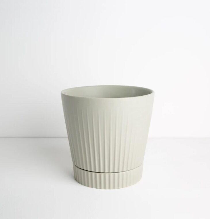 GARCIA
Indie Planter Medium - Sage