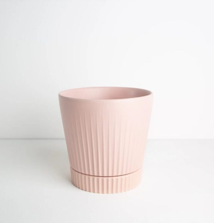 GARCIA
Indie Planter Medium - Dusty Rose