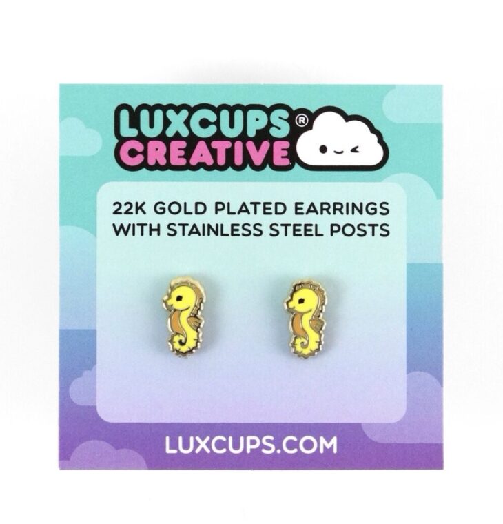 LUXCUPS CREATIVE-SEAHORSE EARRINGS - Image 2