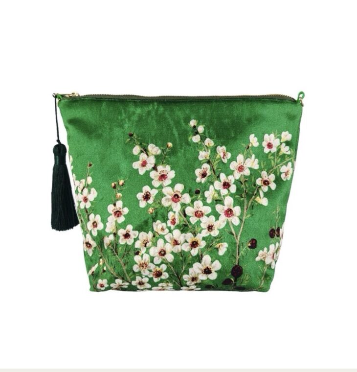 Manuka Flower Velvet Cosmetic Bag