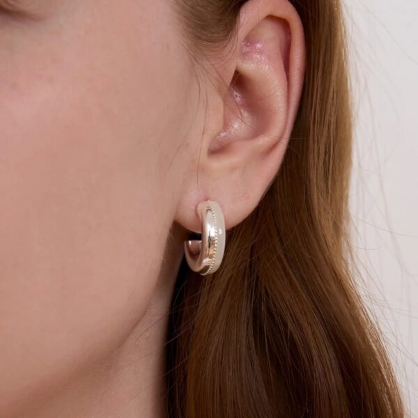 ARSIS - Marggaret Puffed C-Hoop Earrings