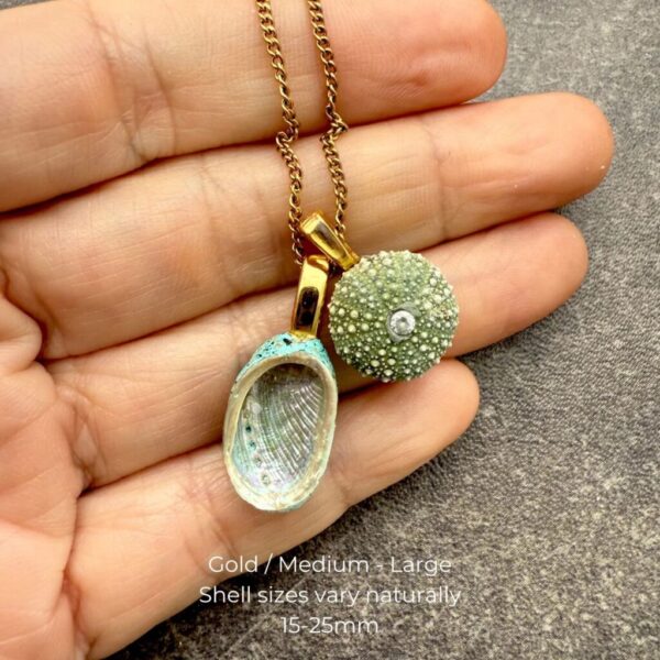 NOSTALGEM- PAUA & KINA SHELL PAIR NECKLACE (LARGE /GOLD)