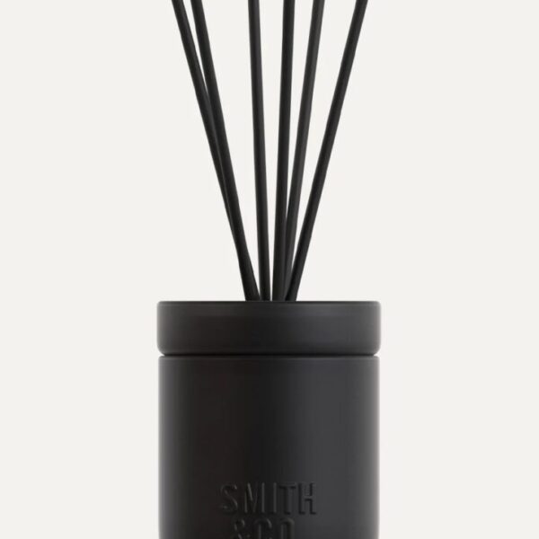 Smith&Co. Tabac & Cedar Wood Reed Diffuser 200ml