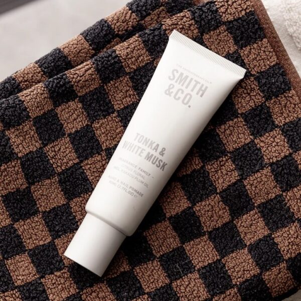 Smith&Co. Tonka & White Musk Hand & Nail Pomade